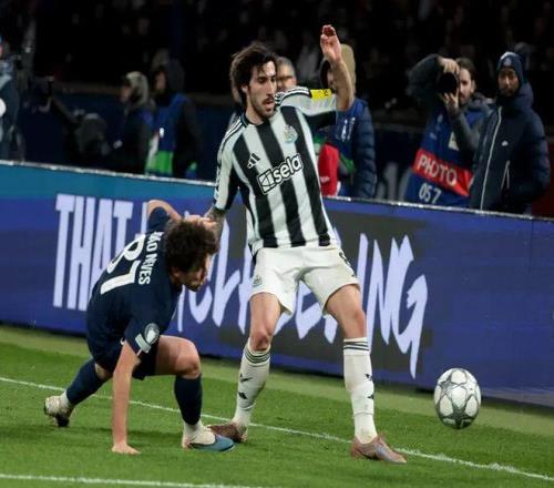 红魔止步五,连胜,蓝军错失关,中国体彩,中国竞猜官网,中国体育竞猜平台,中国足球牛博网彩票网