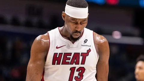 J联赛鹿岛鹿角对阵川崎前锋，期号专家质合分析推荐