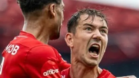 亚冬会女子冰壶赛中国队惜败韩国，屈获银牌